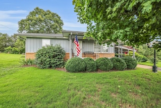 376 Pond Springs Rd, Chickamauga, GA 30707