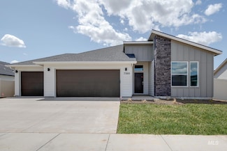 6189 W Karpathos St, Meridian, ID 83646