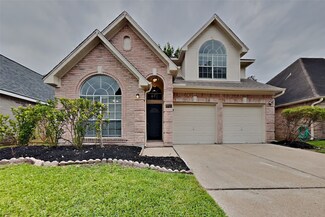 8815 Lawncliff Ln, Houston, TX 77040