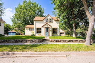 301 8th Ave E, Alexandria, MN 56308