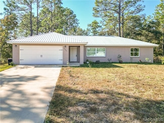 7090 N Maltese Dr, Citrus Springs, FL 34433