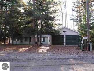 7673 Nicole Dr, South Branch, MI 48761