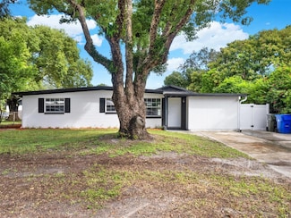 1002 Ursula St, Ocoee, FL 34761