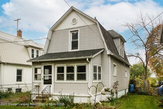 128 Lathrop St, Lansing, MI 48912