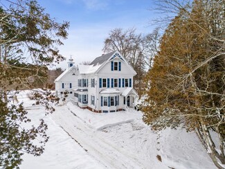 40 Parade Cir, Barnstead, NH 03218