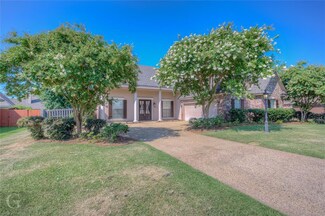 105 Piccadilly Cir, Bossier City, LA 71111