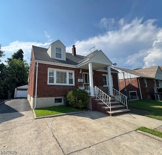 28 Norwood Ave, Clifton, NJ 07011