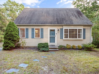 164 Great Hill Dr, West Barnstable, MA 02668