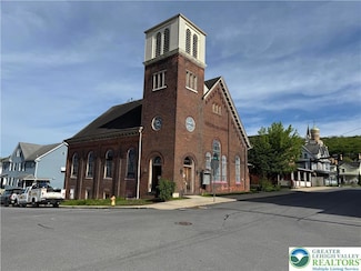 1 Spring Garden St, Lansford, PA 18232