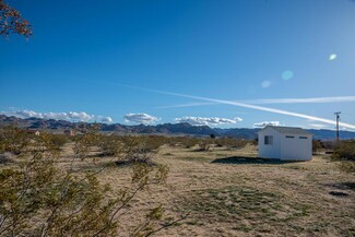63581 4th St S, Joshua Tree, CA 92252