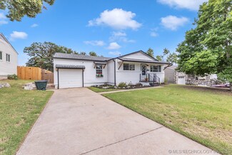 909 N Birch Ave, Sand Springs, OK 74063