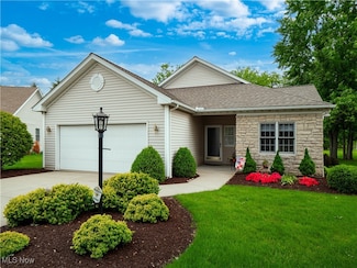 4278 Fall Lake Dr, Avon, OH 44011