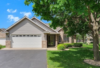 9149 Farnsworth Ave N, Brooklyn Park, MN 55443