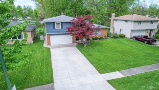 84 Cottonwood Dr, Buffalo, NY 14221