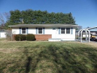 604 4th St, Grottoes, VA 24441