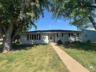 1507 N Campbell St, Abilene, KS 67410