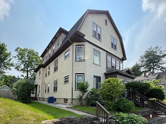 95 May St Unit 2, Worcester, MA 01602