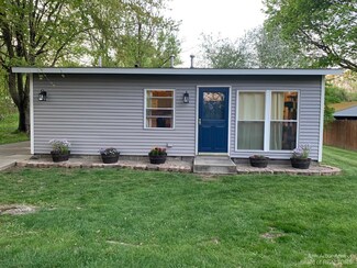 10543 9 Mile Rd, Whitmore Lake, MI 48189