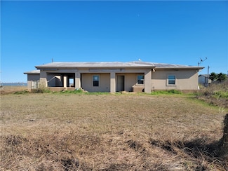 252 Retreat Dr, Taft, TX 78390