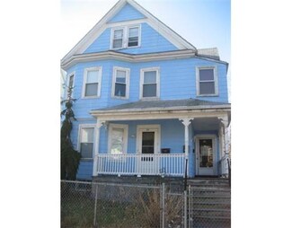 69 Thetford Ave, Dorchester Center, MA 02124