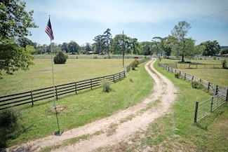 2231 Fm 945 Rd S, Cleveland, TX 77328