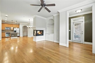 2300 Peachford Rd Unit 3108, Dunwoody, GA 30338