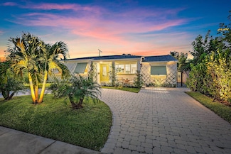 330 Macy St, West Palm Beach, FL 33405