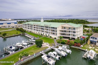 212 Old Causeway Rd Unit 107, Beaufort, NC 28516