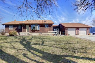 227 N 600 Rd E, Hammond, IL 61929