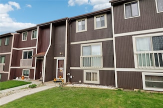 207 Parkwood Dr, Cranberry Township, PA 16066