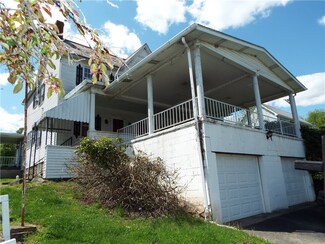 137 Tony Row Rd, Perryopolis, PA 15473