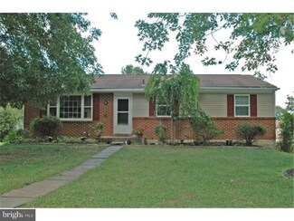 13 Wagon Way, Oley, PA 19547