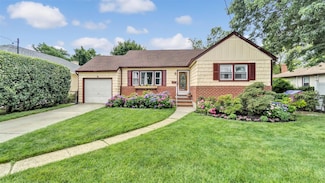 62 Harold Ave, Hempstead, NY 11550