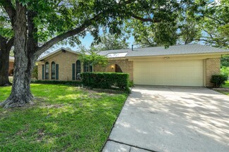 609 Lewis Dr, Hurst, TX 76054