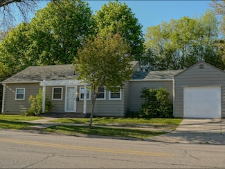 2330 Rural St, Rockford, IL 61107