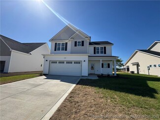 198 Peeler Cir, Raeford, NC 28376