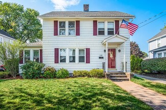 128 Davenport St, Chicopee, MA 01013