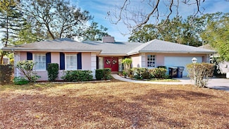 227 W Lake Ina Dr, Winter Haven, FL 33884
