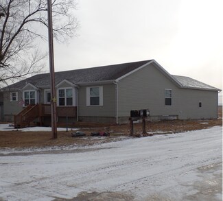 508 8th St NW, Hettinger, ND 58639