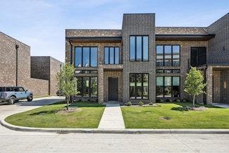 207 Morningside Dr, Roanoke, TX 76262