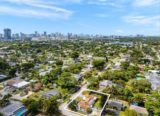 504 SW 5th Ave, Hallandale Beach, FL 33009