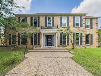 702 Daria Ct, Houston, TX 77079