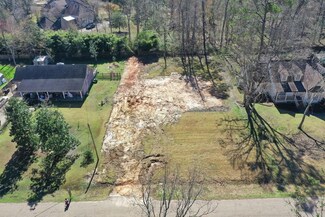 204 Spruce St, Mandeville, LA 70471