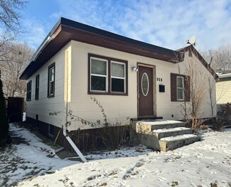 928 8th Ave S, South Saint Paul, MN 55075