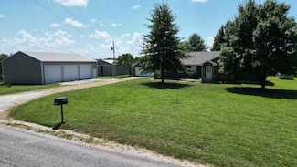 1178 E 418th Rd, Bolivar, MO 65613