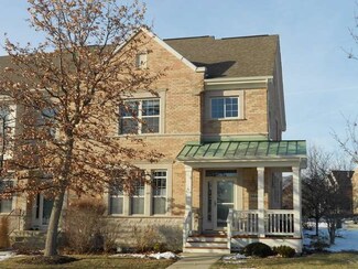 2646 W Lake Ave, Glenview, IL 60026