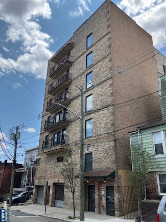 315 7th St Unit 702, Union City, NJ 07087