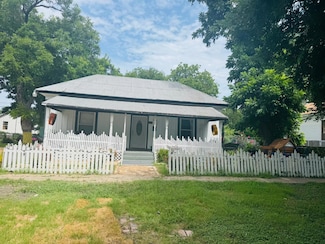 1014 S 3rd St, Temple, TX 76504