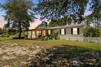 520 SW 693rd St, Steinhatchee, FL 32359