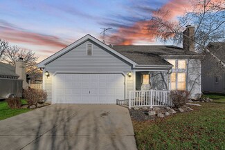 1088 Barlina Rd, Crystal Lake, IL 60014